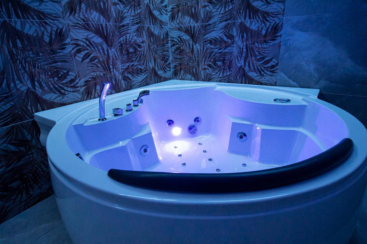 Royal Playa Suite And Apartament -Private Parking- Self Chek Out CTA Eksteriør bilde